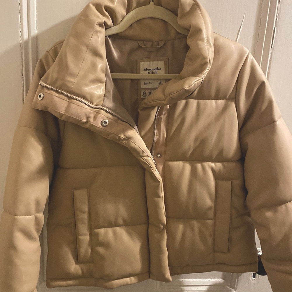 Abercrombie vegan leather mini puffer jacket